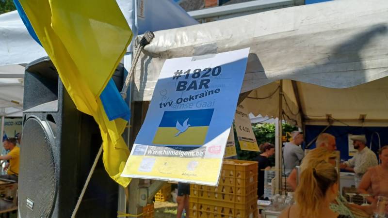 Emelkoen bruist  27 - Reuze Rommelmarkt met Boeken-, Vinyl- en CD‑Beurs in Humelgem 